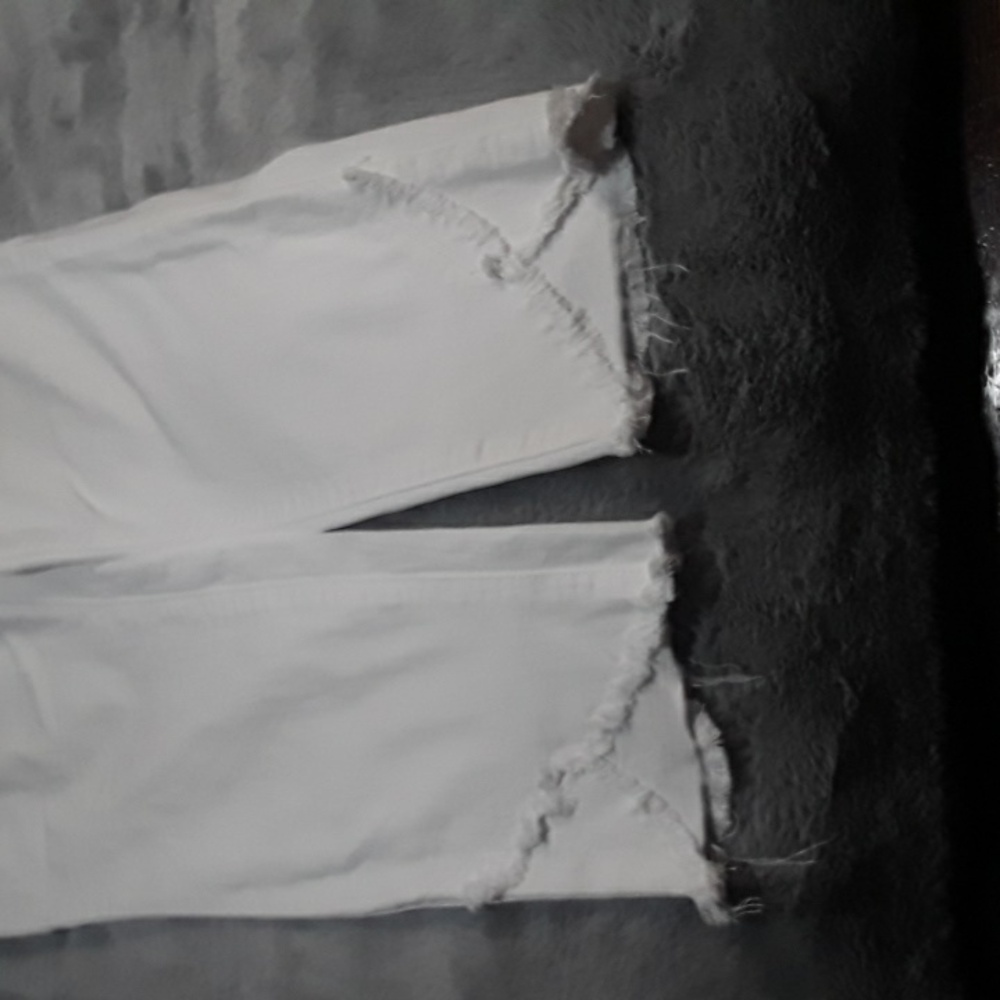 Judy Blue White Women's Jeans - Picture 6 of 6